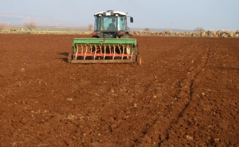 Araban Ovasında nohut ekimine başlandı