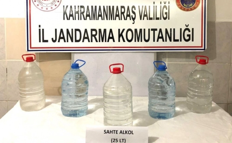 Kahramanmaraş'ta 25 litre sahte içki ele geçirildi