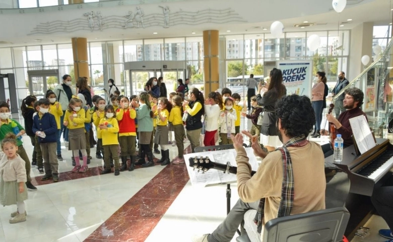 Yenişehir’de “Küçük Prens” sahne aldı