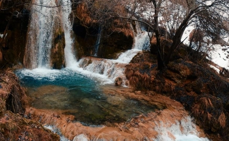 Hacıkodal Kocabor Şelalesi doğa tutkunlarının uğrak yeri oldu