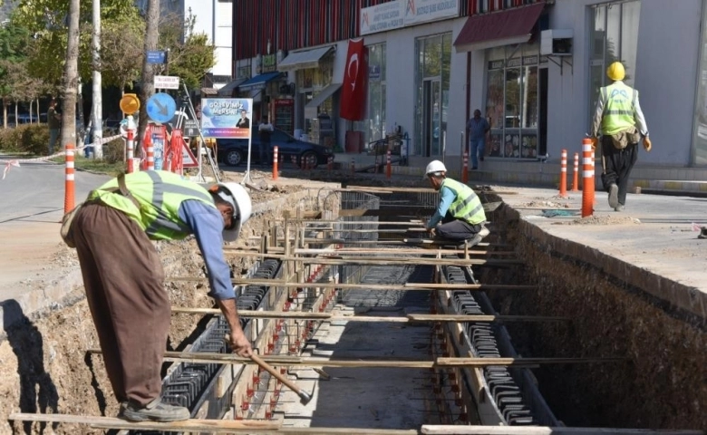 Bozyazı'da yağmursuyu alt yapı çalışmalarına başlandı