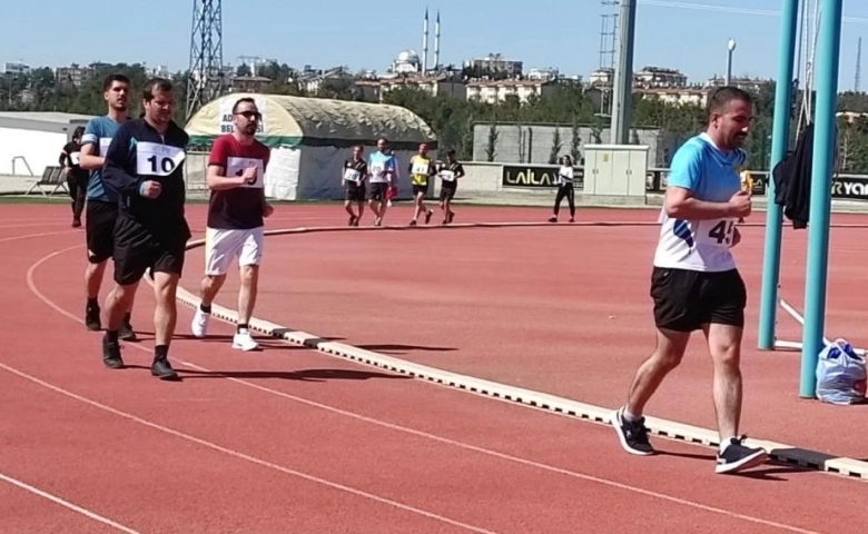 Adıyaman'da Postacılar kıyasıya mücadele etti