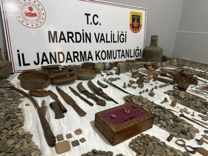 Mardin’de tarihi eser operasyonu: Yaklaşık 22 bin parça ele geçirildi