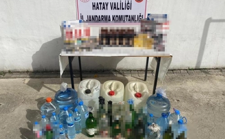 Hatay’da kaçak alkol ve sigara operasyonu