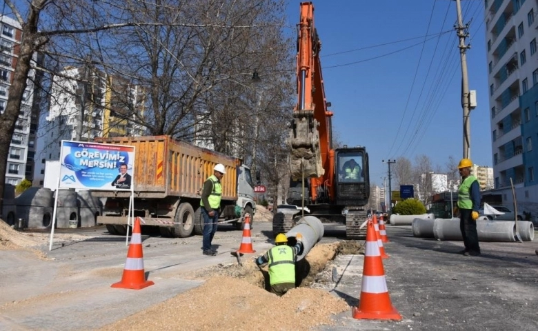 MESKİ’nin yağmursuyu çalışmaları devam ediyor