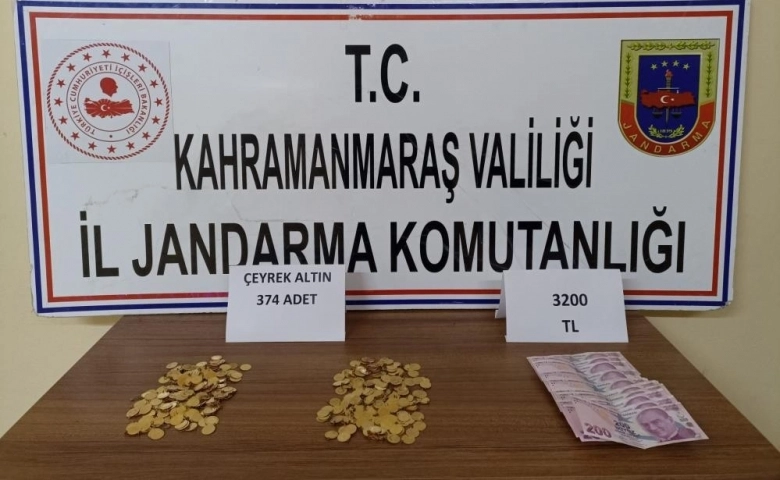 Kahramanmaraş'ta Dolandırıcılar 374 çeyrek altın ile yakalandı