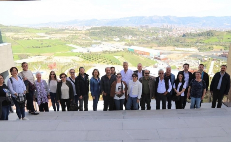 Başkan Tarhan ve Birim Müdürleri , EXPO'21HATAY’ fuarını gezdi