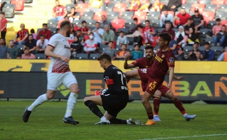 Spor Toto Süper Lig: Gaziantep FK: 1 - Göztepe: 1