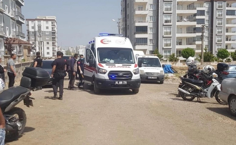 Adıyaman'da Alacak verecek kavgasında yumruklar havada uçuştu