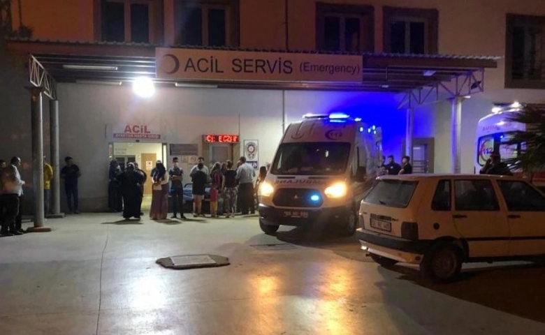 Son dakika Jandarma her yerde arıyor karısını ve oğlunu öldürüp kaçtı