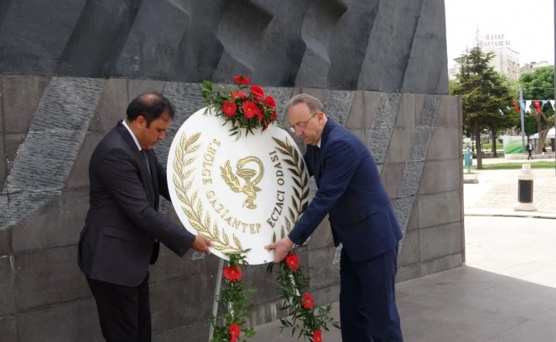 Gaziantep Eczacılar Odası  14 Mayıs Eczacılık Günü'nü kutluyor