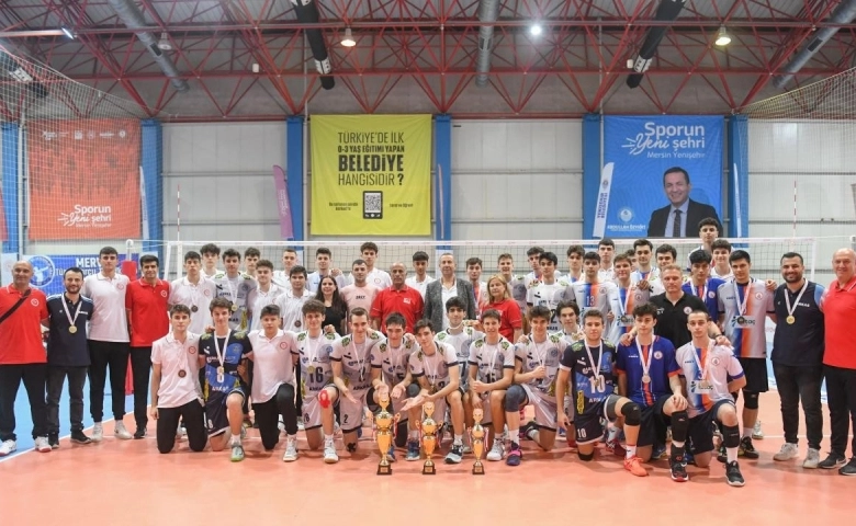 Festival Voleybol’da ilk kupalar sahiplerini buldu