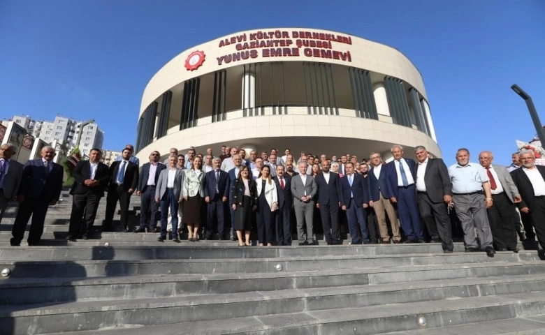 Gaziantep'te Yunus Emre cemevi törenle hizmete  açıldı