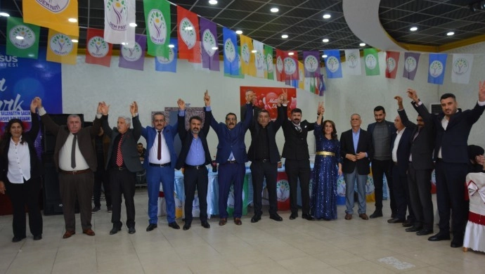 Tarsus’ta DEM Parti aday adaylarını tanıttı