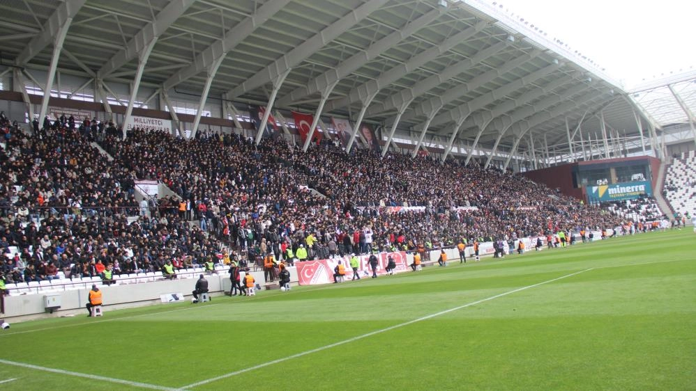 Elazığ’da seyirci rekoru kırıldı