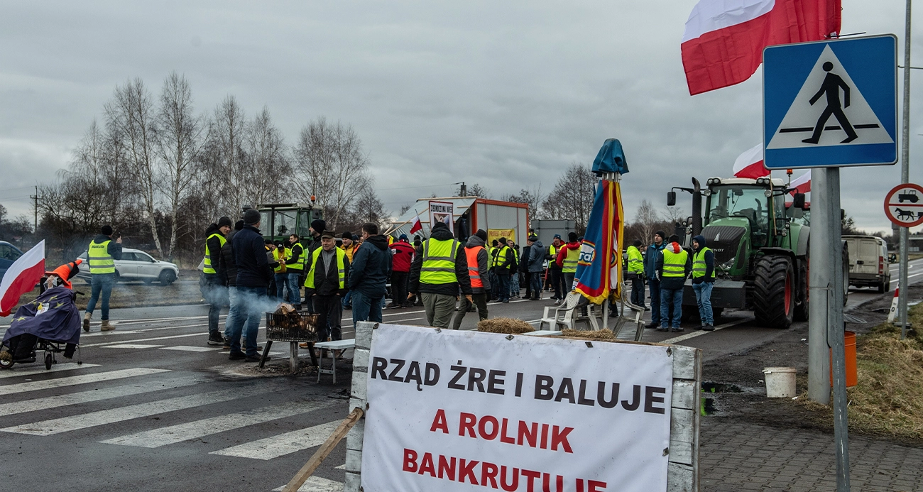 Polonyalı çiftçiler, Ukrayna ile olan tüm sınır kapılarını ablukaya alacak