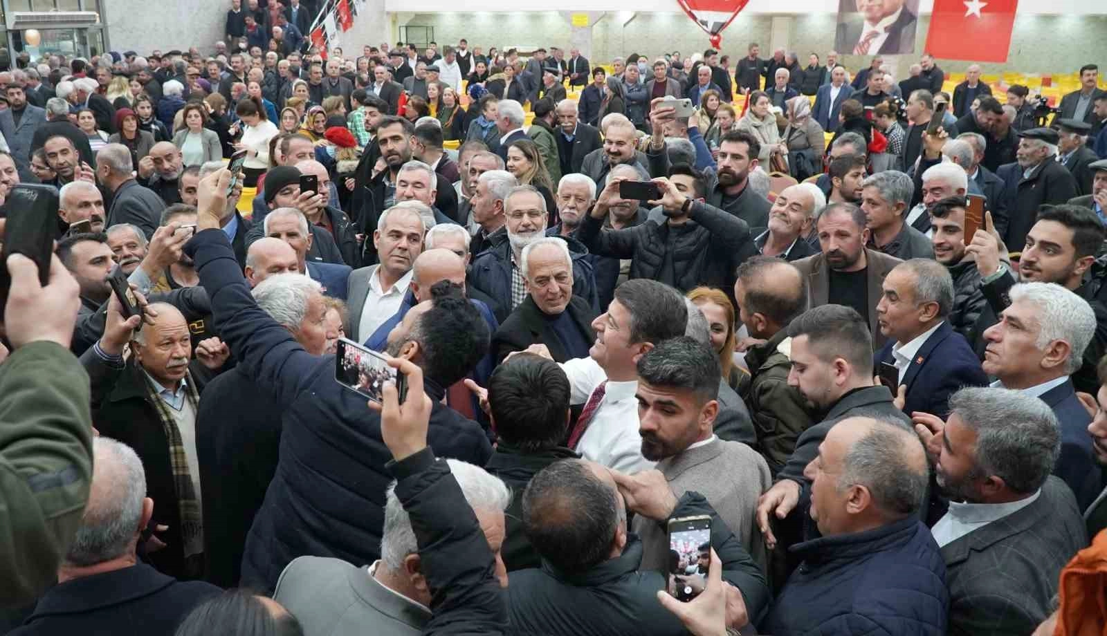 CHP, Adıyaman Belediye başkan adaylarını tanıttı