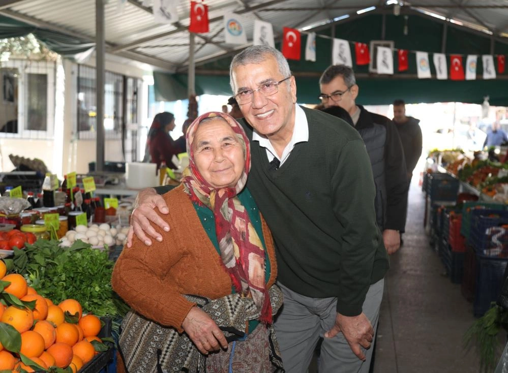 Mersin'de Başkan Tarhan: "Engellemelere rağmen seçimlere bağımsız aday olarak gireceğim"