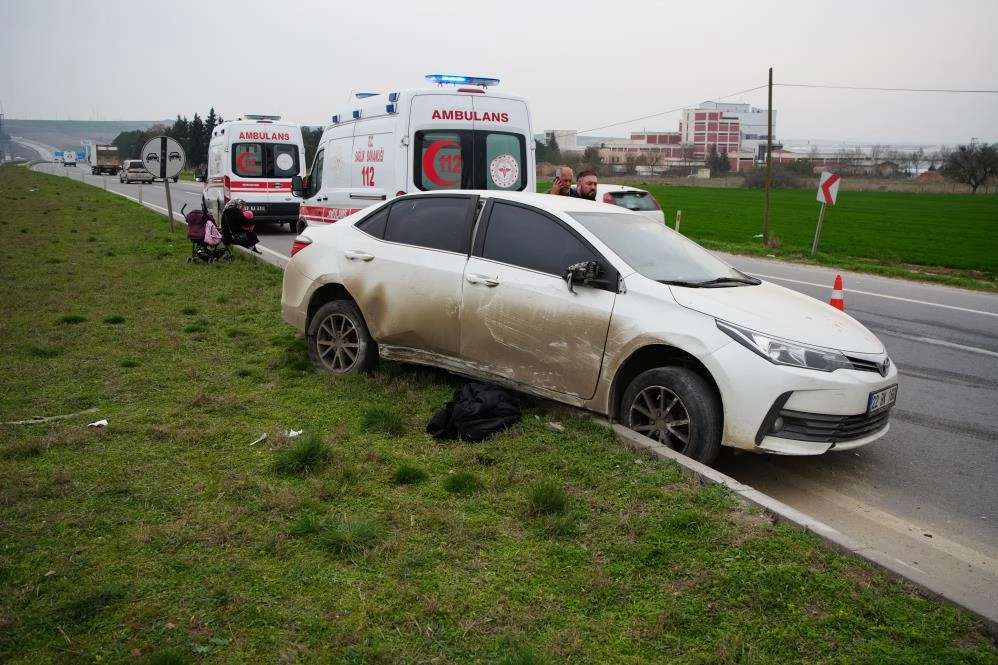 Edirne’de iki otomobil çarpıştı: 5 yaralı