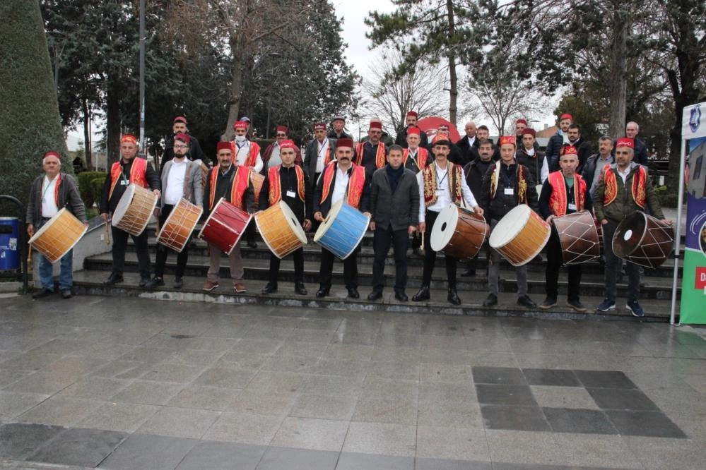 Ramazan davulcularına bahşiş yasağı getirildi