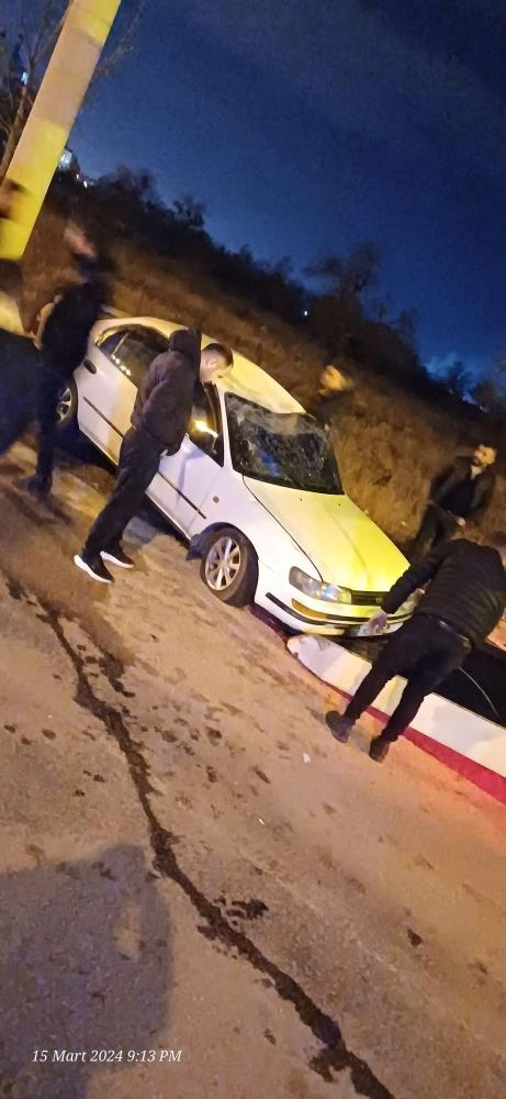 Isparta’da kamyonetle otomobil çarpıştı: 5 yaralı