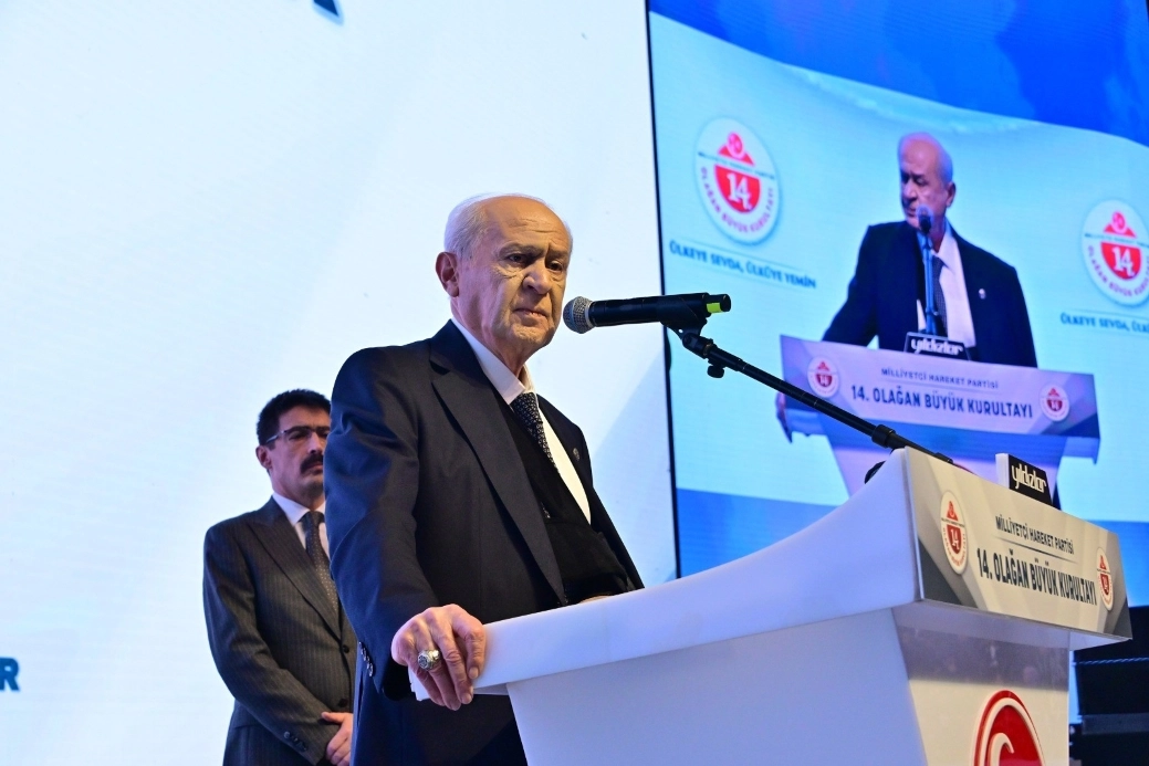 Bahçeli, yeniden  genel başkan!