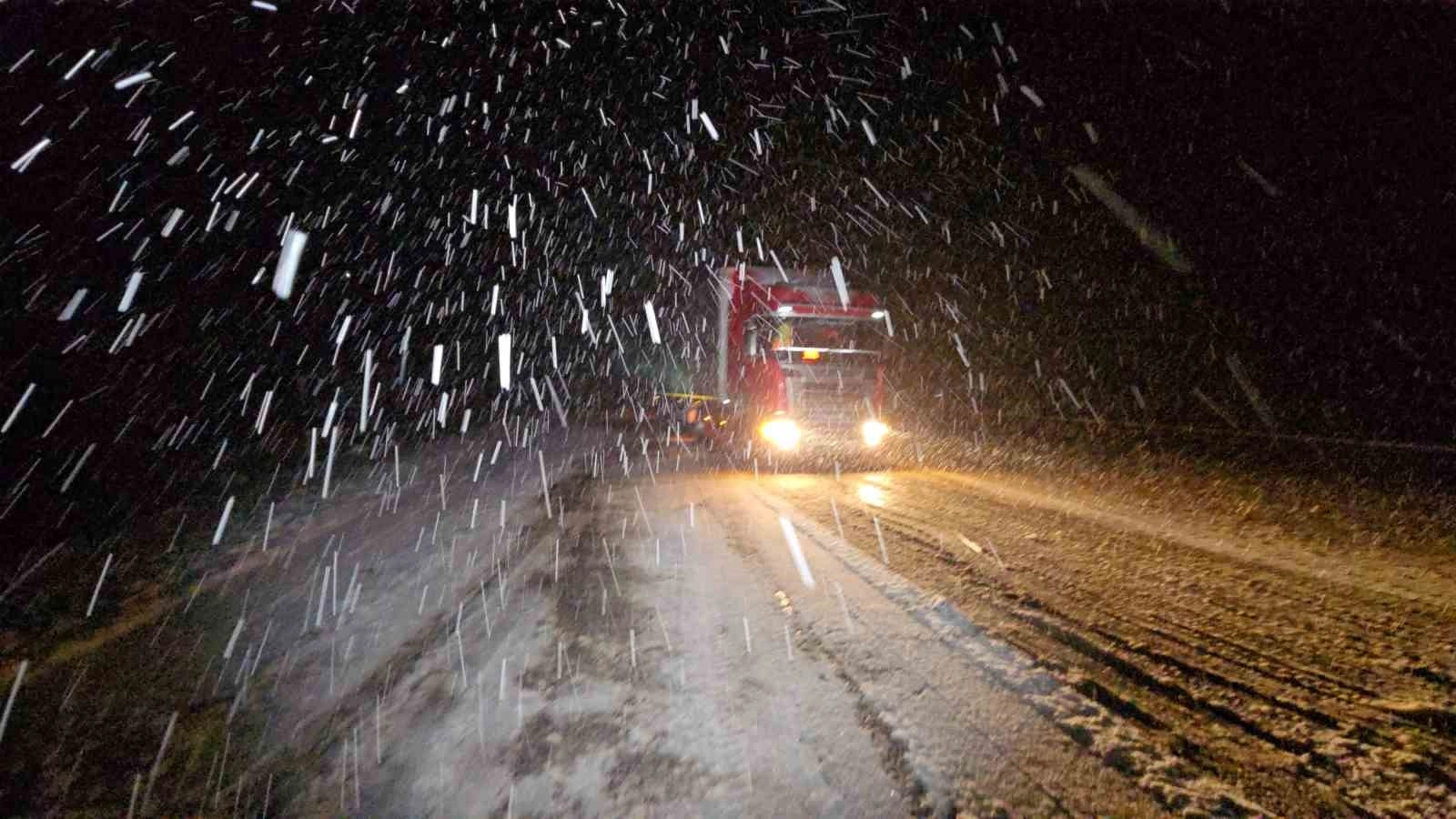 Kar yağışı, Tokat-Sivas arasında uluşmı etkiliyor