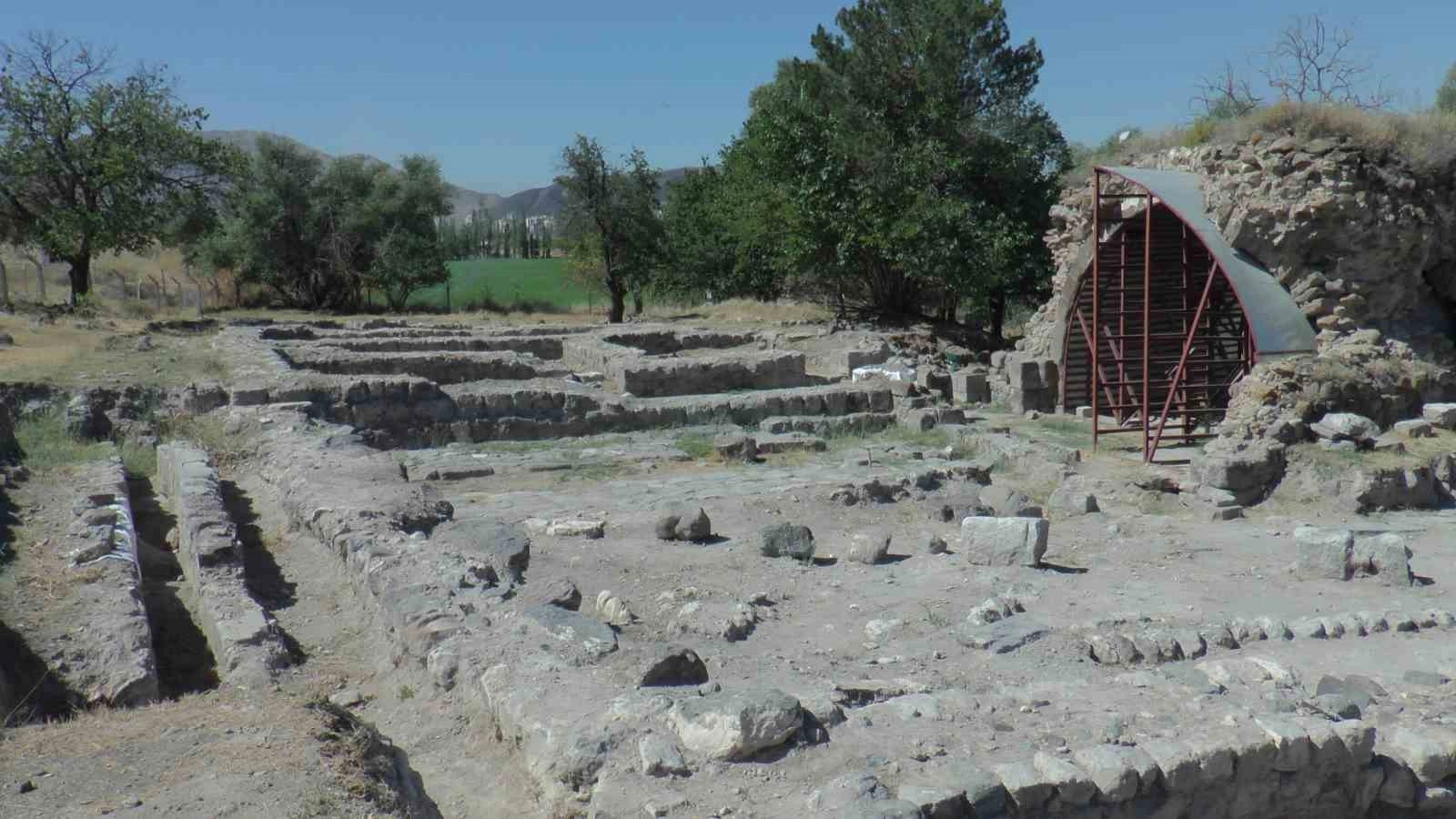 Kayseri'de Tarihi kilise yok olma tehlikesiyle karşı karşıya