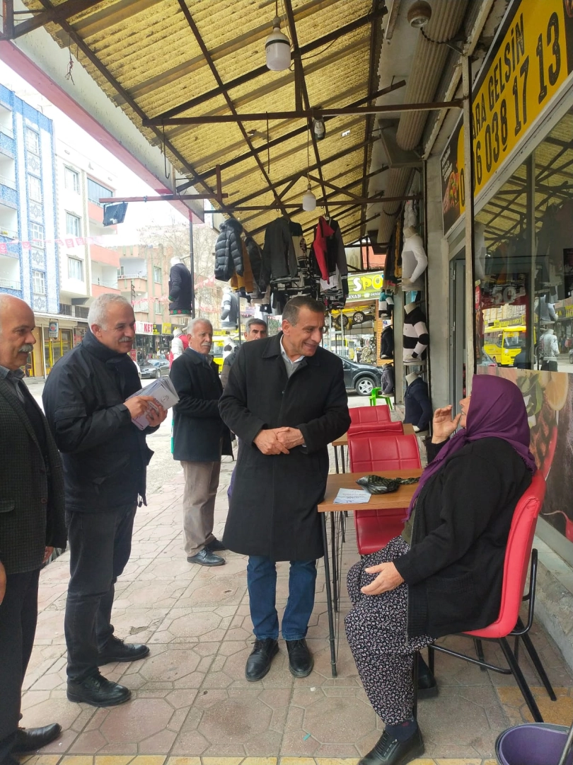 DEM Parti Şehitkamil Adayı İlik: Makam aracı kullanmayacağım, Belediyede kiralık araç dönemi sonlanacak