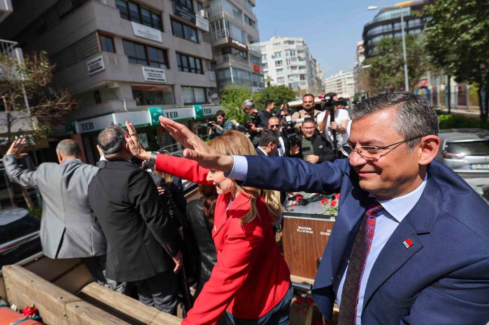 Özgür Özel'den Şehitkamil Yorumu "Aday Belirlerken Türbülansı Çok Aşamadık, Bir Sürü Sıkıntı Oldu"