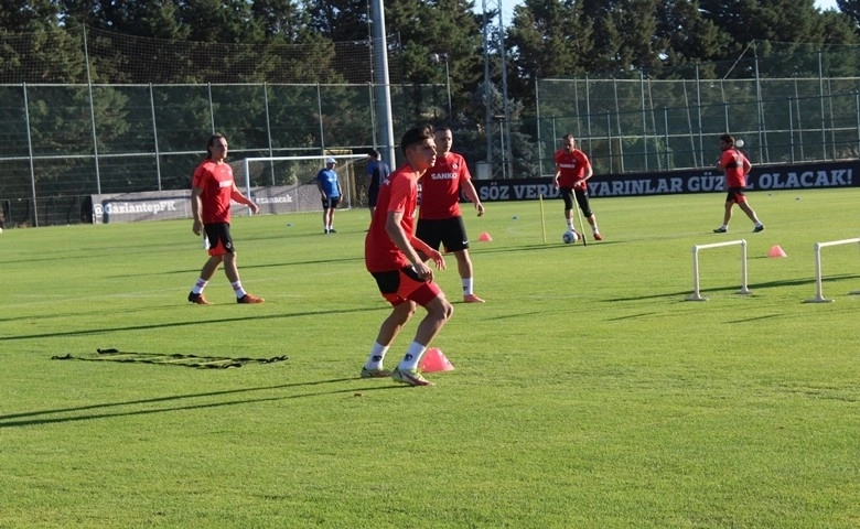 Erol Bulut: "Forvet, kanat ve orta saha transferi düşünüyoruz"