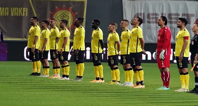 İstanbulspor, TFF’ye ihtarname gönderdi