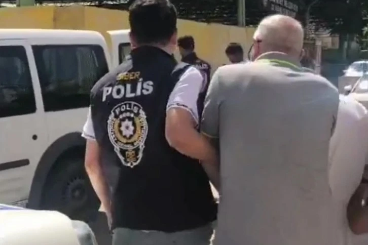 Polis ’ten siber suçlara yönelik operasyon: 4 gözaltı