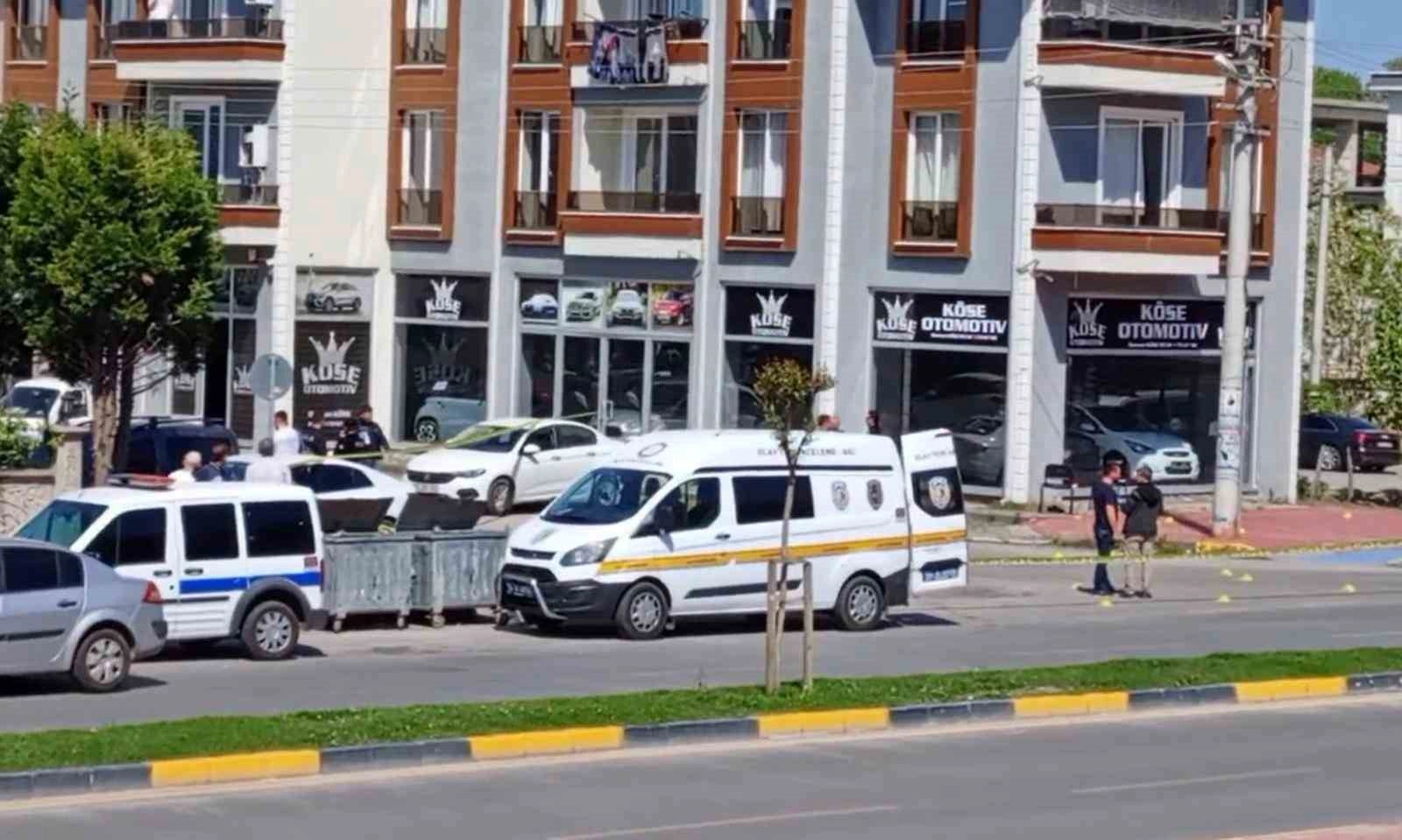 Şehir dışından gelip oto galeriyi kurşunladılar: 1 yaralı, 4 gözaltı