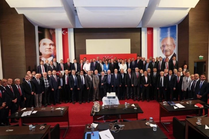 CHP Lideri Kemal  Kılıçdaroğlu, CHP il başkanlarıyla toplandı 