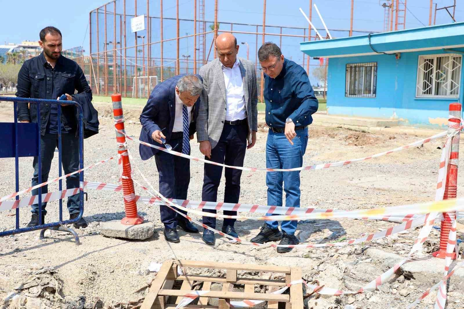 Gaziantep Büyükşehir Belediyesi  deprem şehri İskenderun’a destek