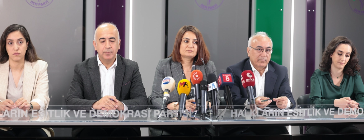 DEM Parti:  İktidar Kobanî Kumpas Davasıyla siyasi bir dizayn yapmayı amaçladı