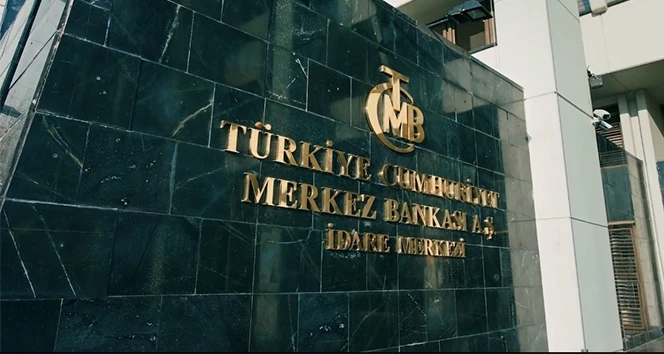 Merkez Bankası faizi yüzde 15'e yükseltti, ama doların ateşini söndürmeye yetmedi