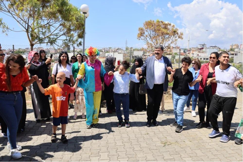 Toroslar Belediye Başkanı Yıldız, özel bireylerle piknik yaptı