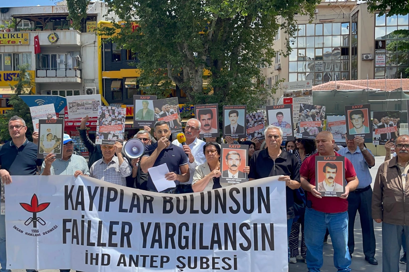 Cumartesi Annelerinin 1000 haftadır dinmeyen acısına Adana, Adıyaman, Antep’te  destek