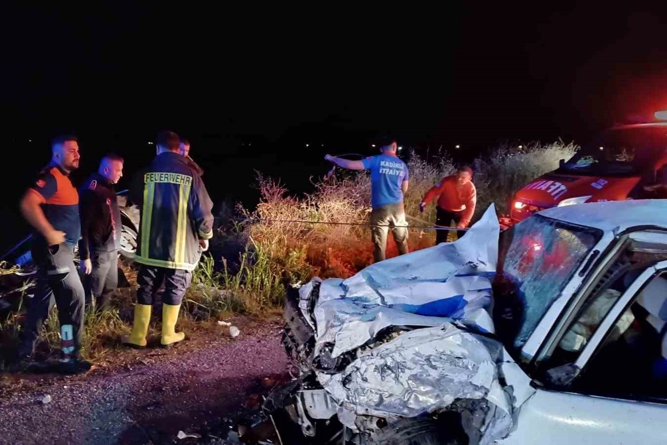 Osmaniye’de iki otomobil çarpıştı: 2 ölü, 2 yaralı