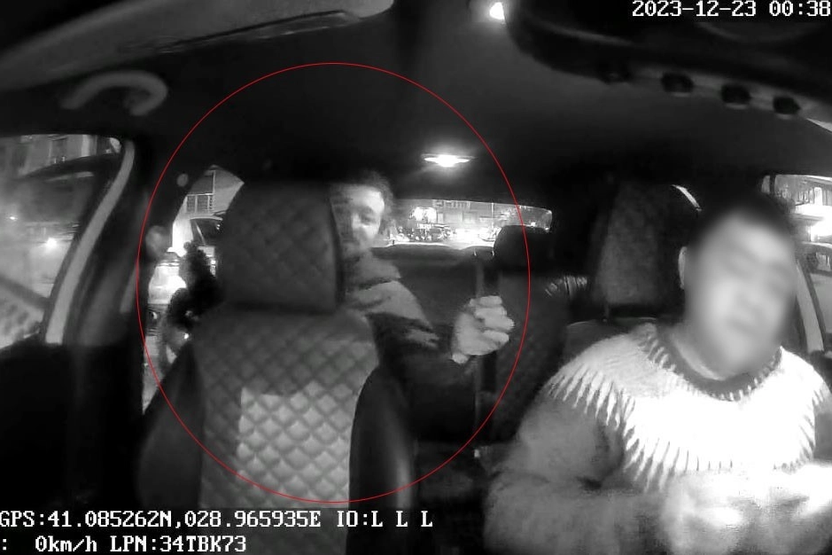 Üniversiteli genç kızın bıçaklandığı olayın görüntüleri ortaya çıktı: "Görürseniz mutlaka ihbar edin"