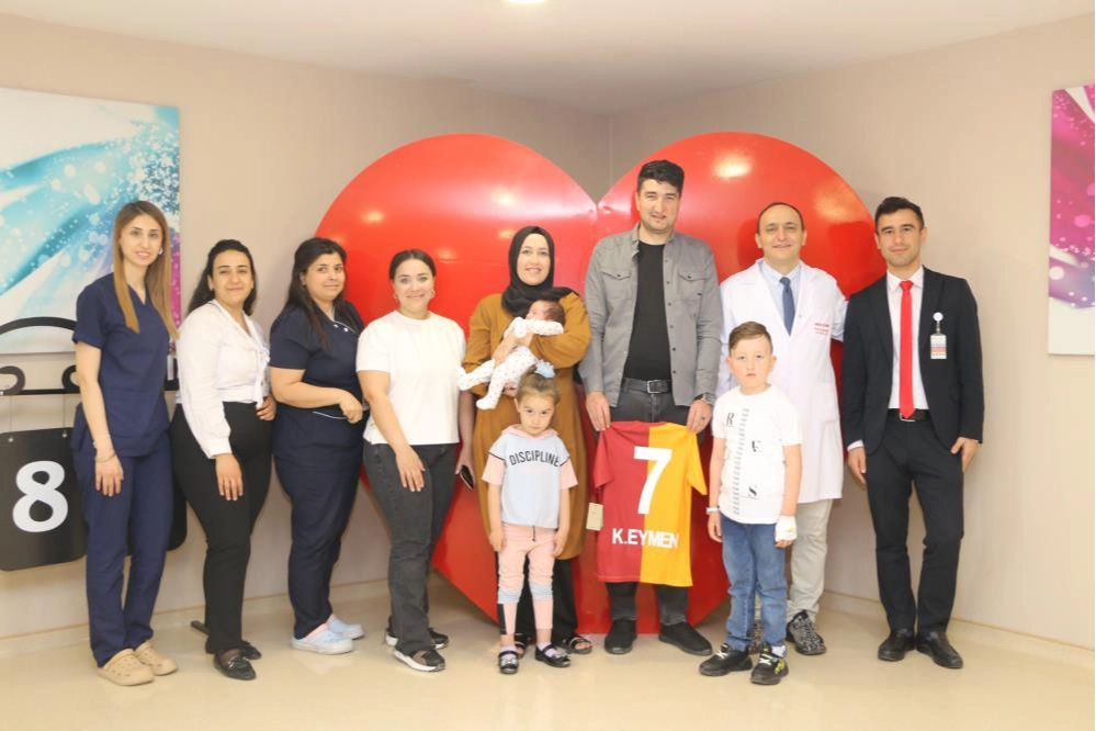 Medical Point Gaziantep Hastanesi tarafından Eymen Çakmak, Galatasaray forması hayaline kavuştu