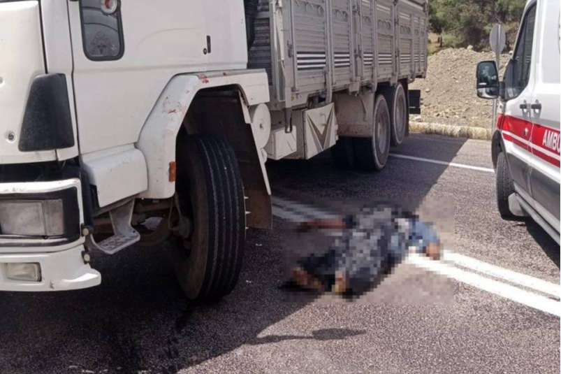 Kilis'te tamir için altında bulundukları kamyon hareket etti, 2 kişi hayatını kaybetti