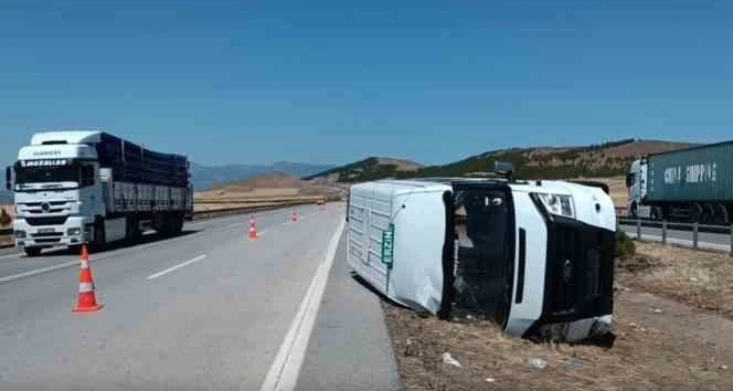 Osmaniye, Gaziantep arası Otoban’da feci kaza 13 yaralı var