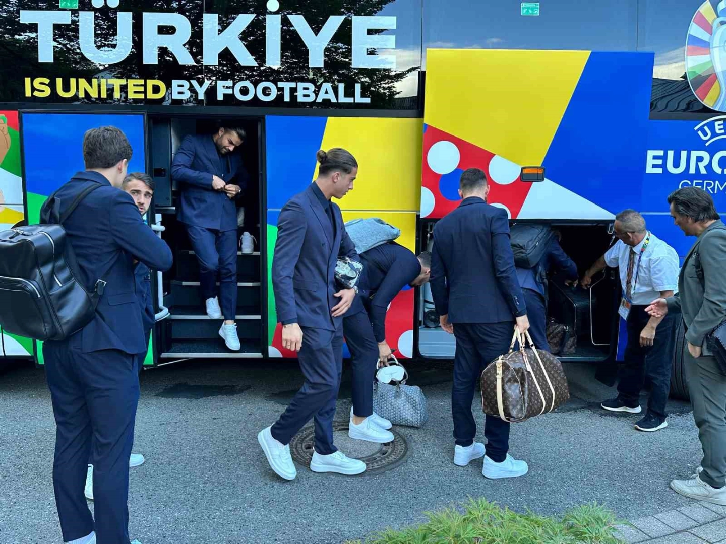 A Milli Futbol Takımı, Almanya’ya geldi