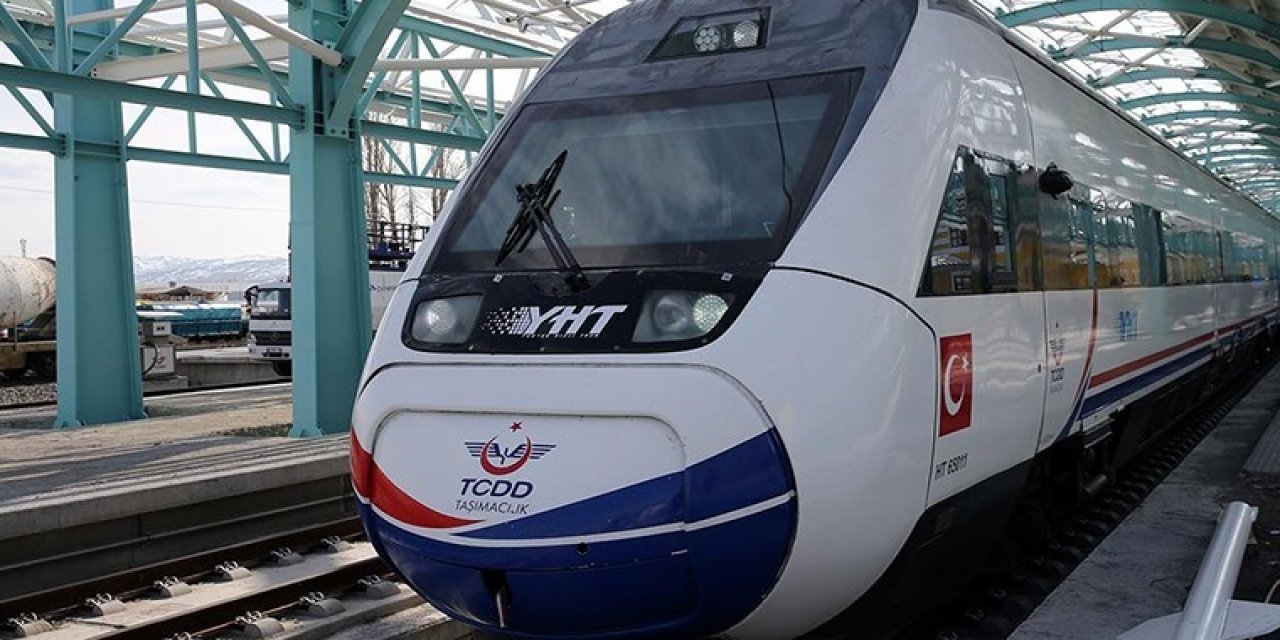 TCDD Yüksek Hızlı Tren bilet fiyatlarına zam yaptı