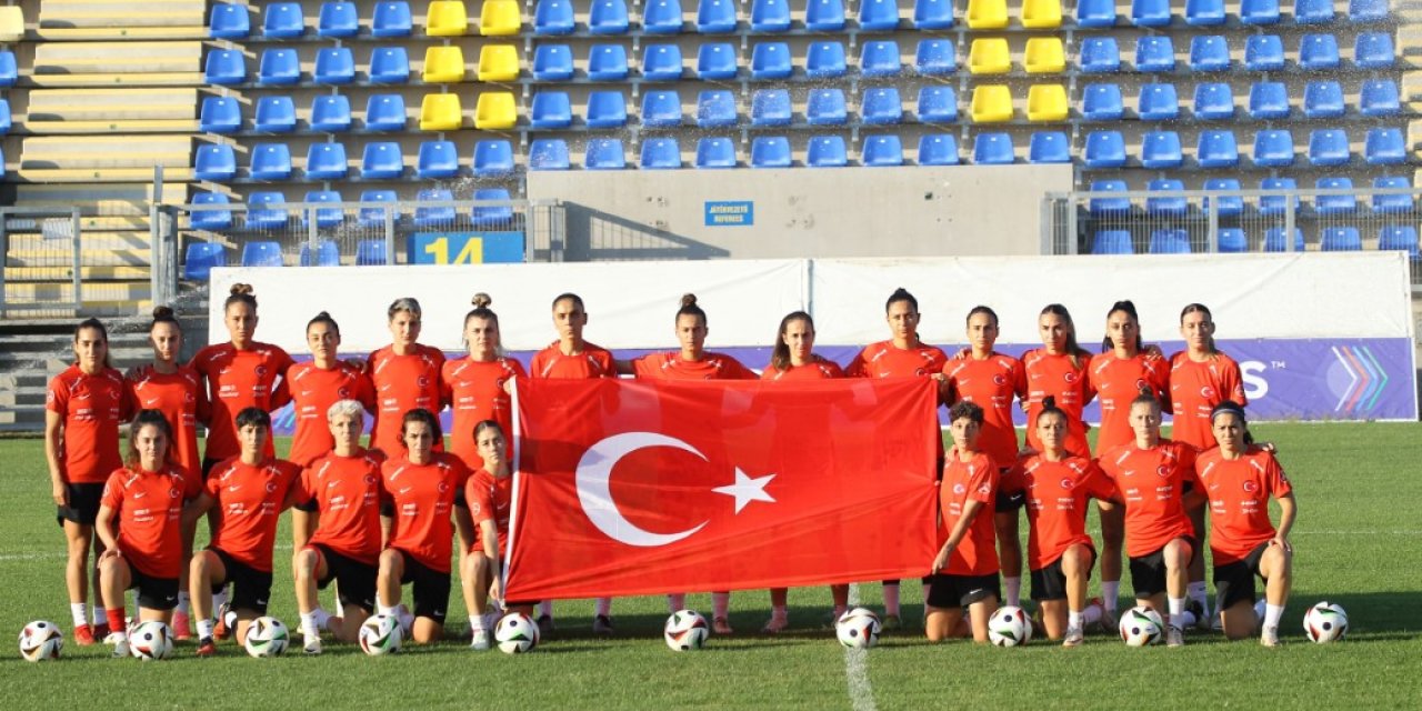 Türkiye A Milli Kadın Futbol Takımı, Macaristan’a bileniyor