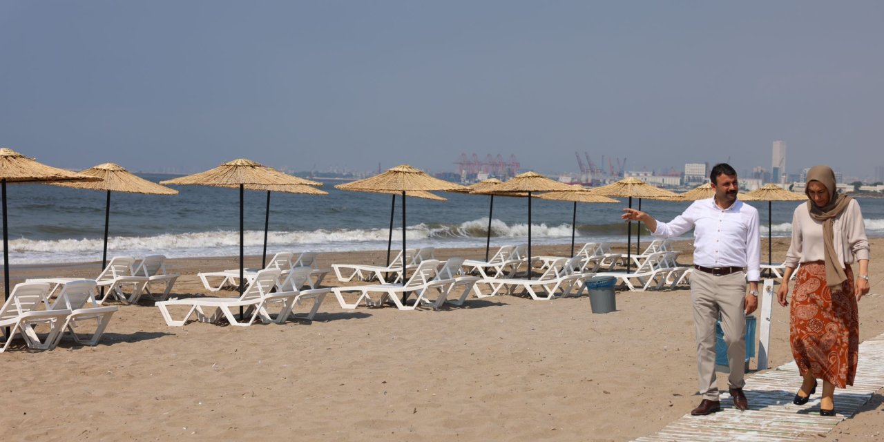 Mersin Akdeniz’de ilk Halk Plajı Karaduvar’da açıldı