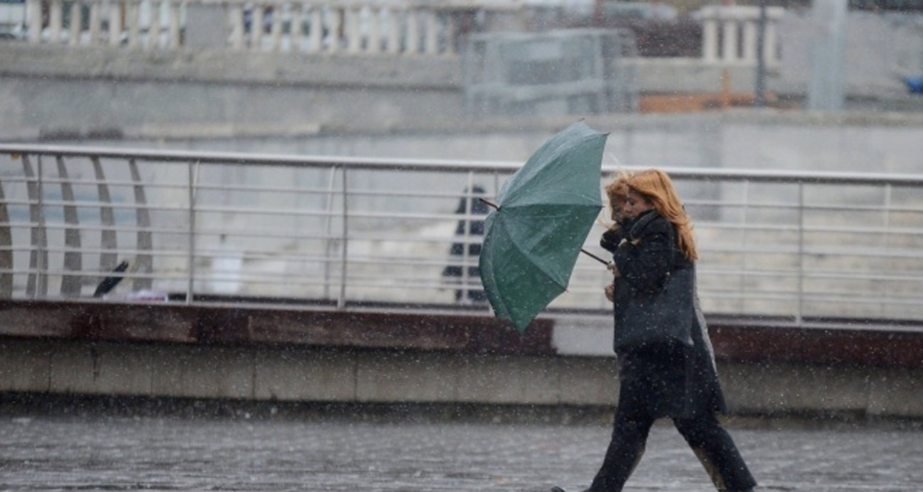 Meteoroloji'den İstanbul ve birçok kente sağanak yağış uyarısı